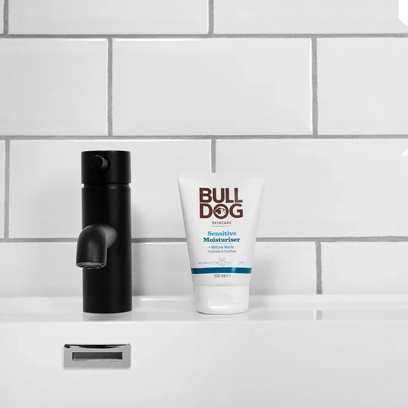 Bulldog Sensitive Moisturiser 100 ml Bulldog