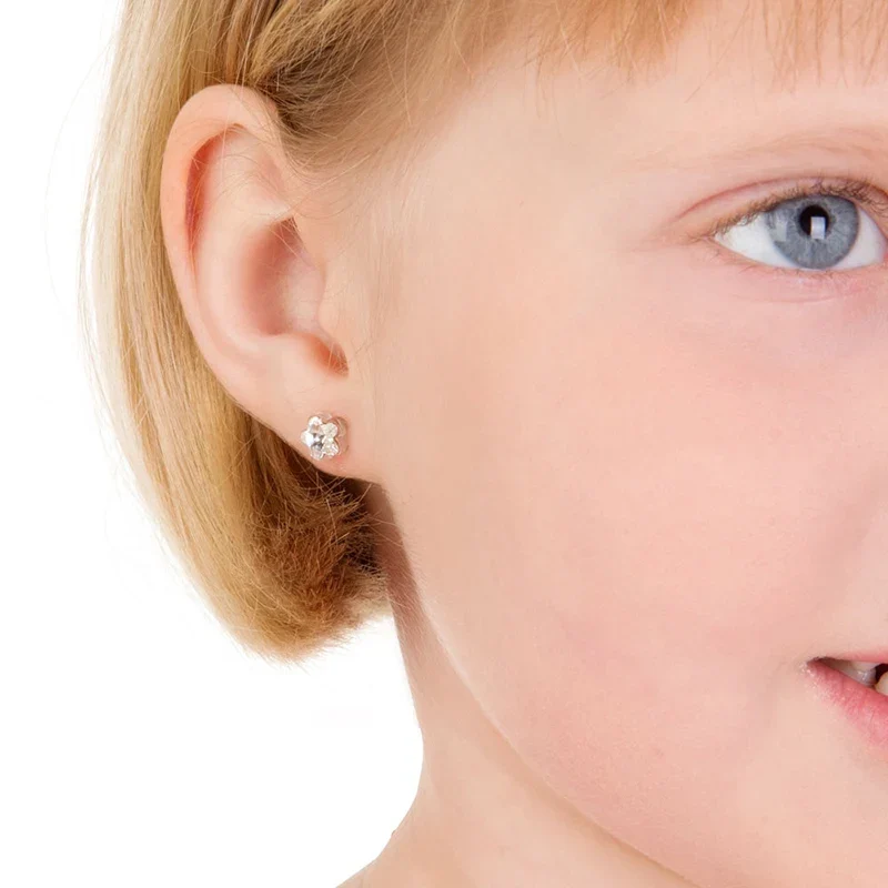 Blomdahl Flower Crystal Örhängen 6mm Blomdahl