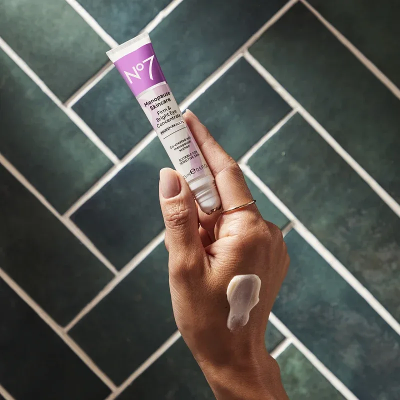 No7 Menopause Skincare Firm & Bright Eye Concentrate 15 ml No7