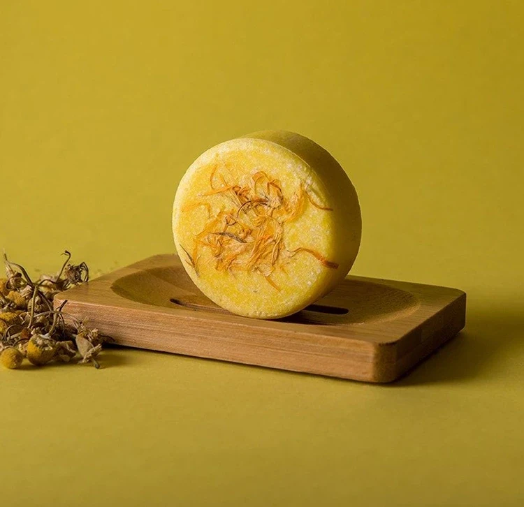 HappySoaps Shampoo Bar Chamomile Down & Carry On 70 g HappySoaps