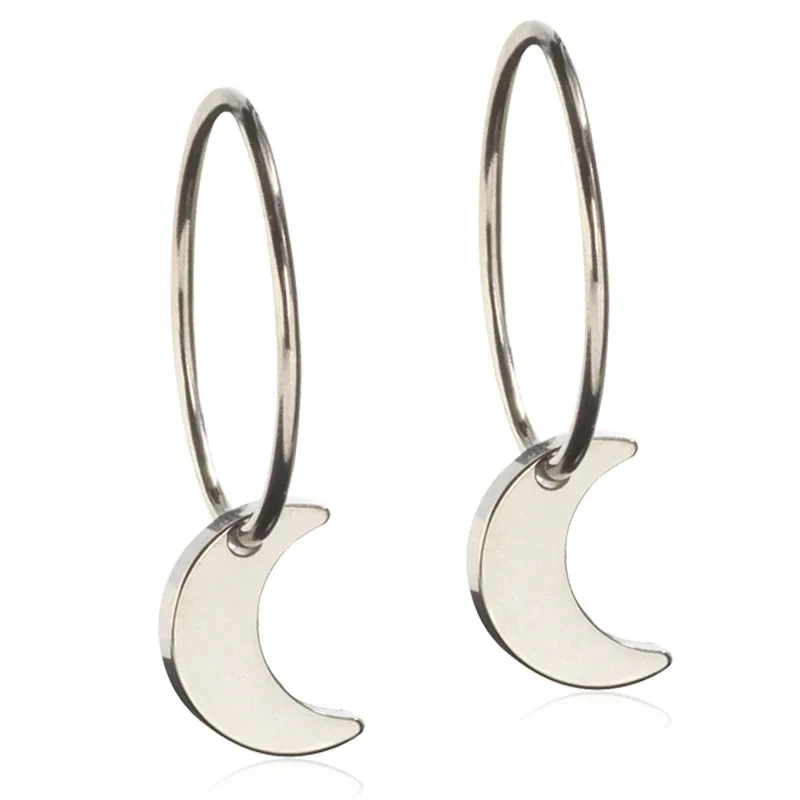 Blomdahl Örhängen Ring Pendant Moon 8 mm Blomdahl