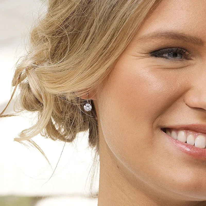 Blomdahl Örhängen Tiffany Pendant CZ White Blomdahl