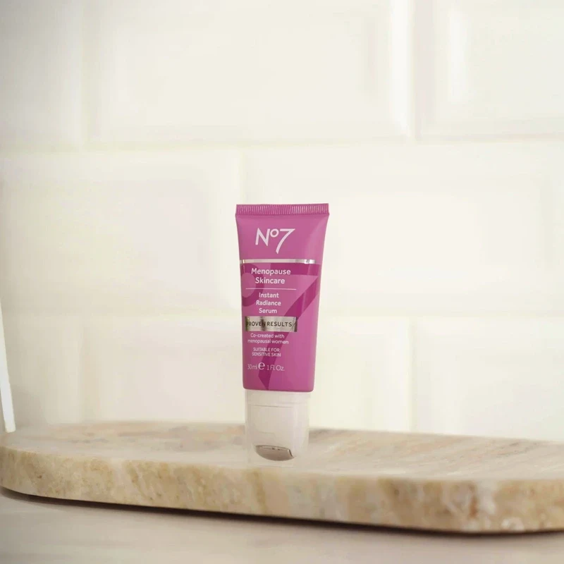 No7 Menopause Skincare Instant Radiance Serum 30 ml No7
