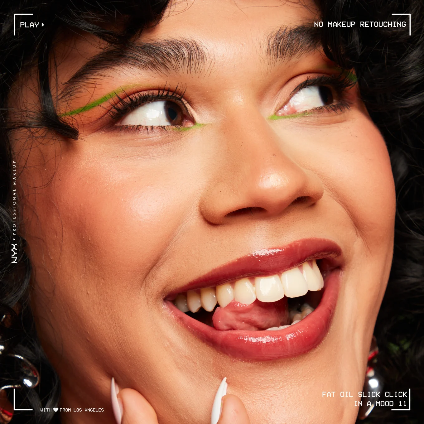 NYX Professional Makeup Fat Oil Slick Click Lip Balm 2,3 ml 11 In A Mood NYX Professional Makeup