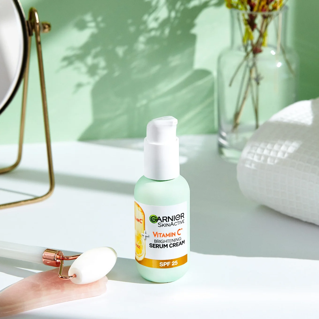 Garnier SkinActive Vitamin C 2-In-1 Brightening Serum Cream 50 ml Garnier