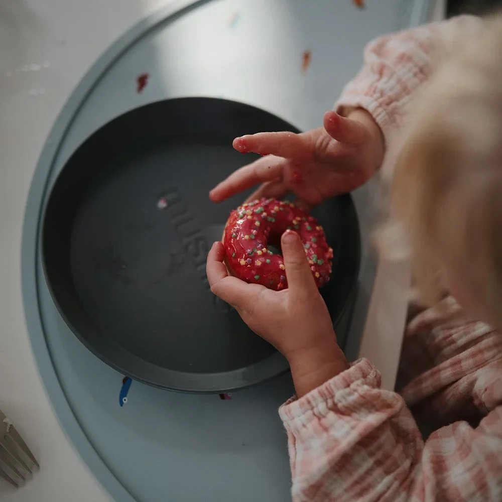 Mushie Silicone Mat Retro Cars Mushie