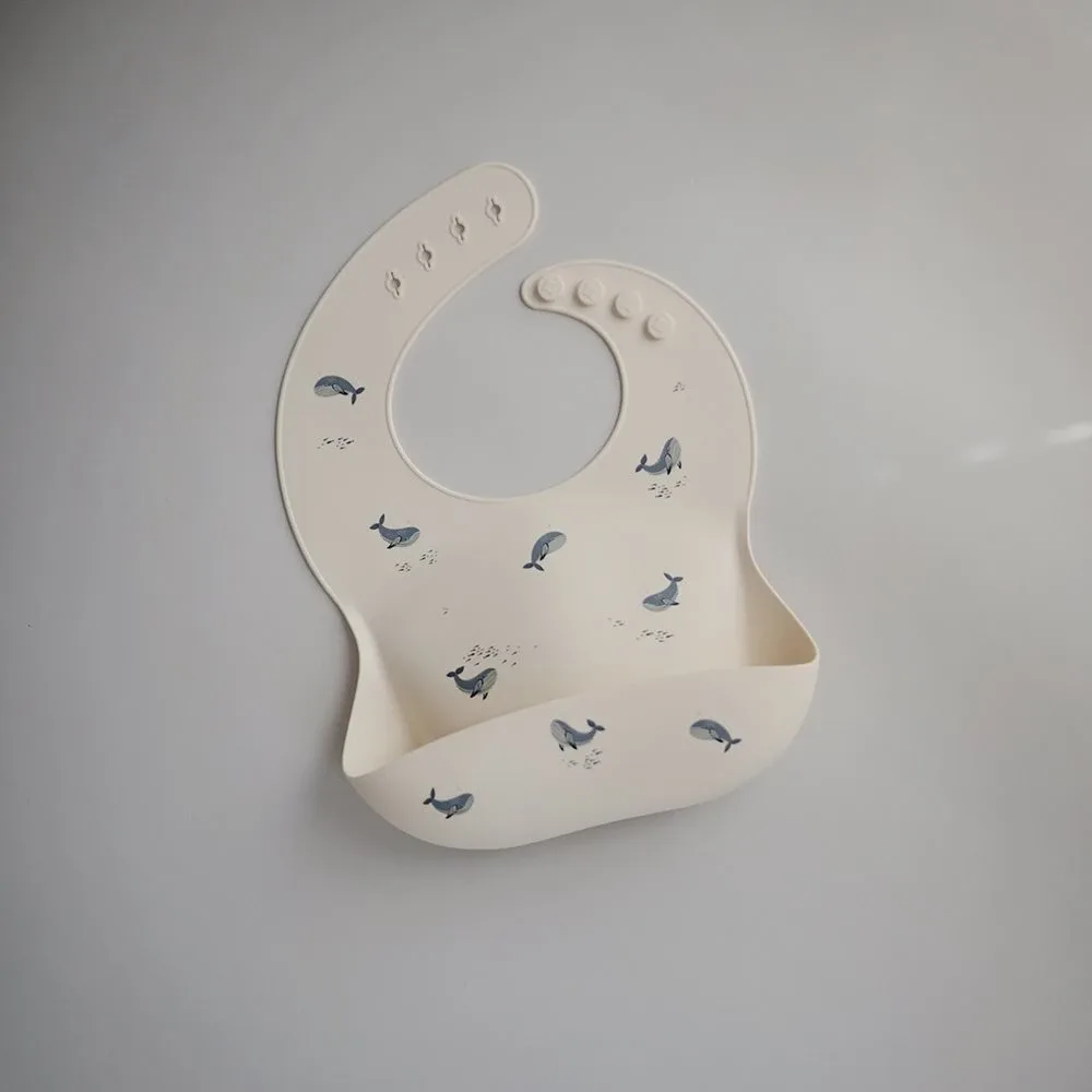 Mushie Silicone Bib Whales Mushie