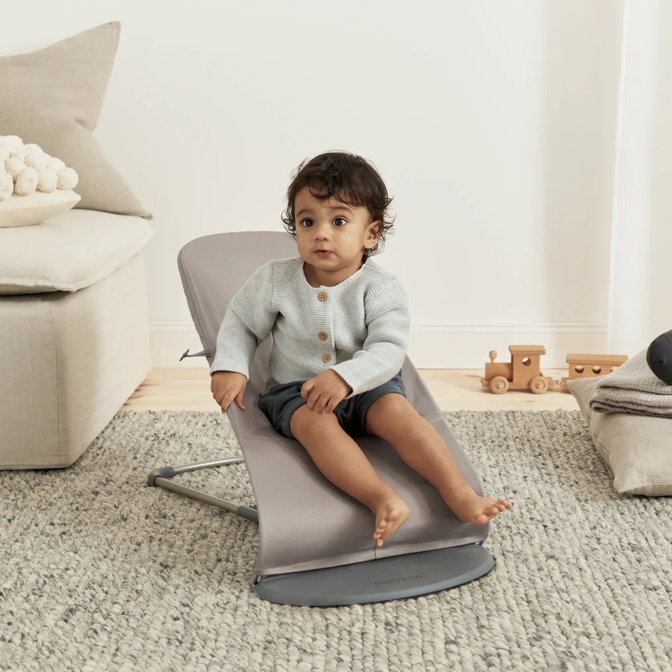 BabyBjörn Babysitter Bliss Vävd Klassisk Quilt Sandgrå BabyBjörn