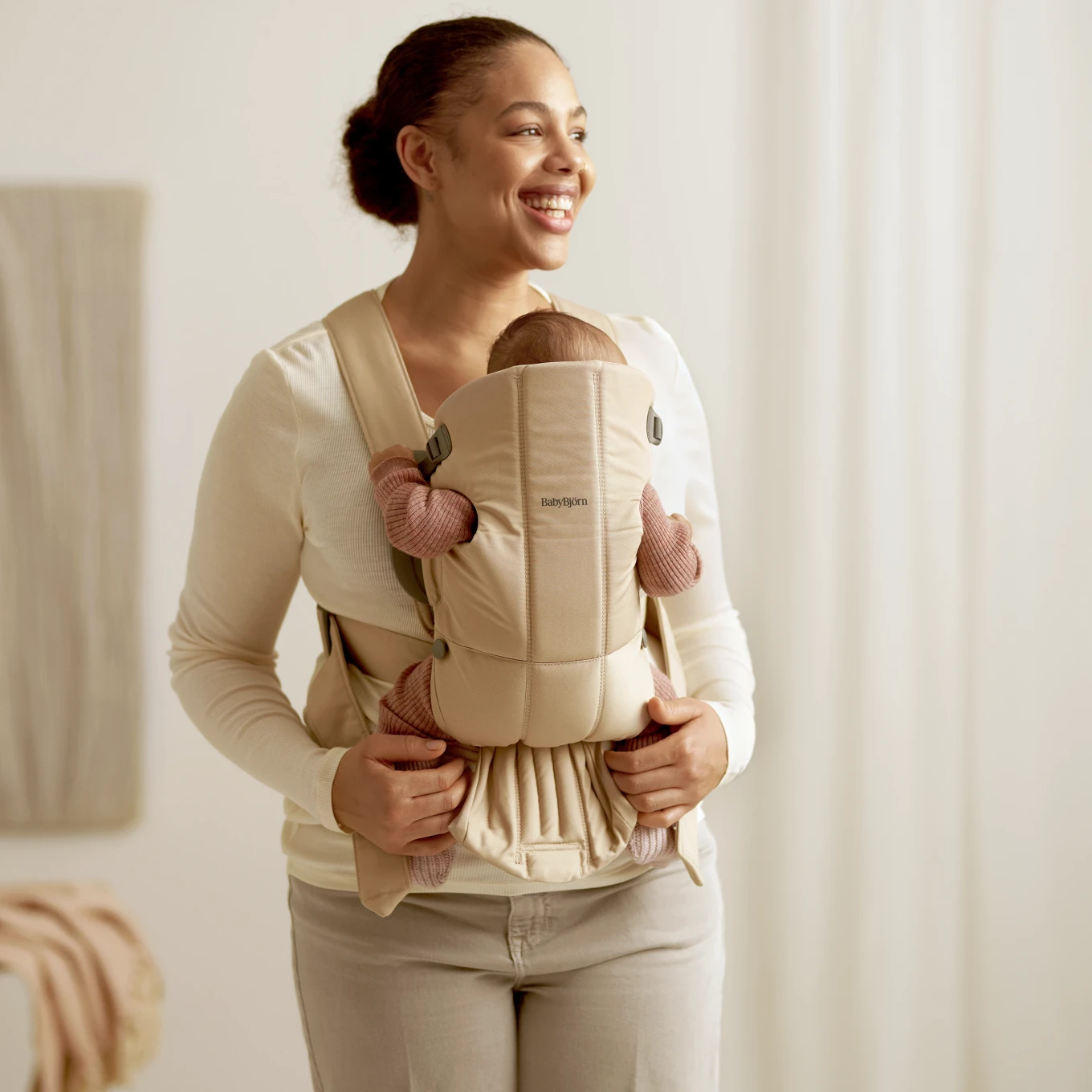 BabyBjörn Bärsele Mini Vävd Beige BabyBjörn