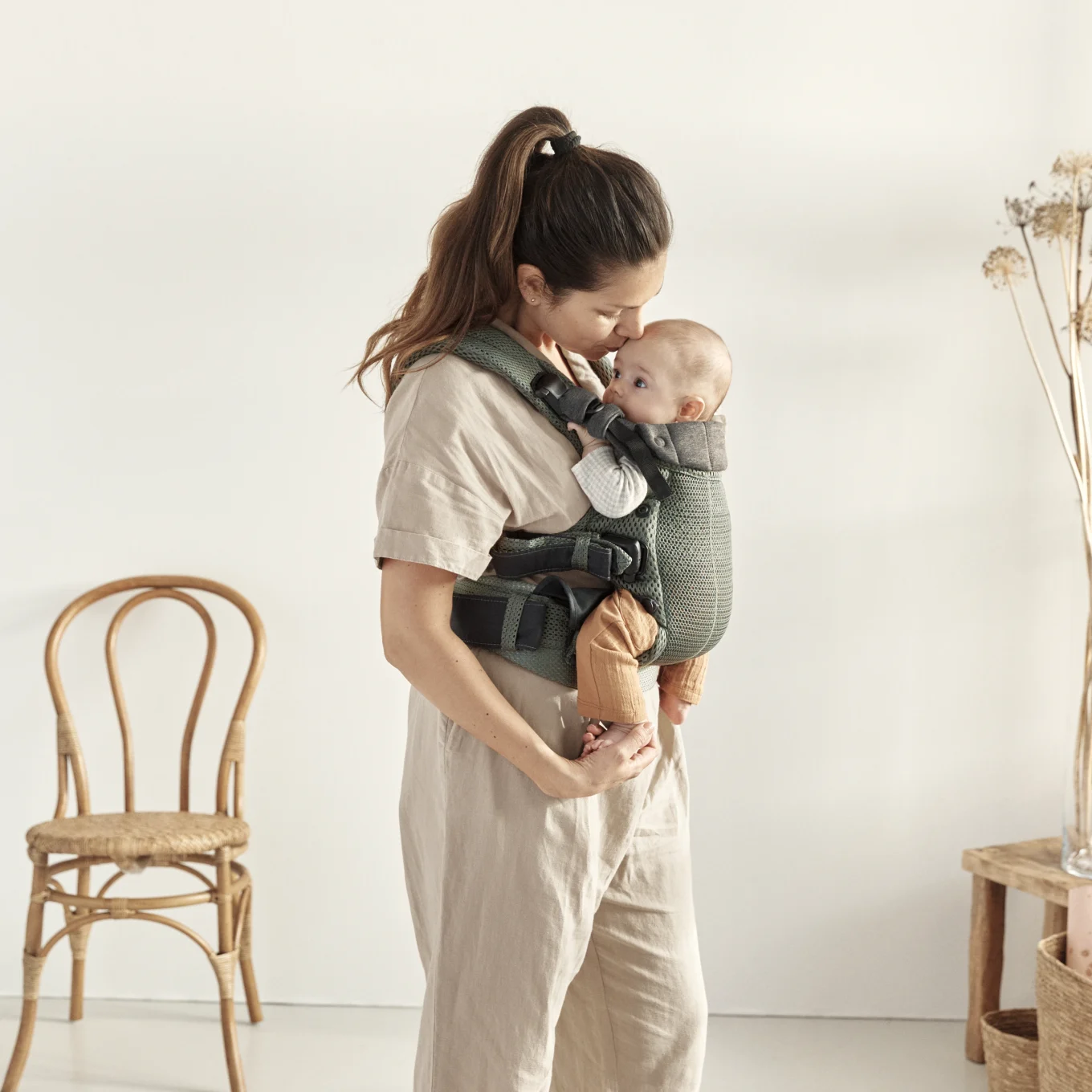 BabyBjörn Bärsele Harmony 3D Mesh Mörkgrön BabyBjörn