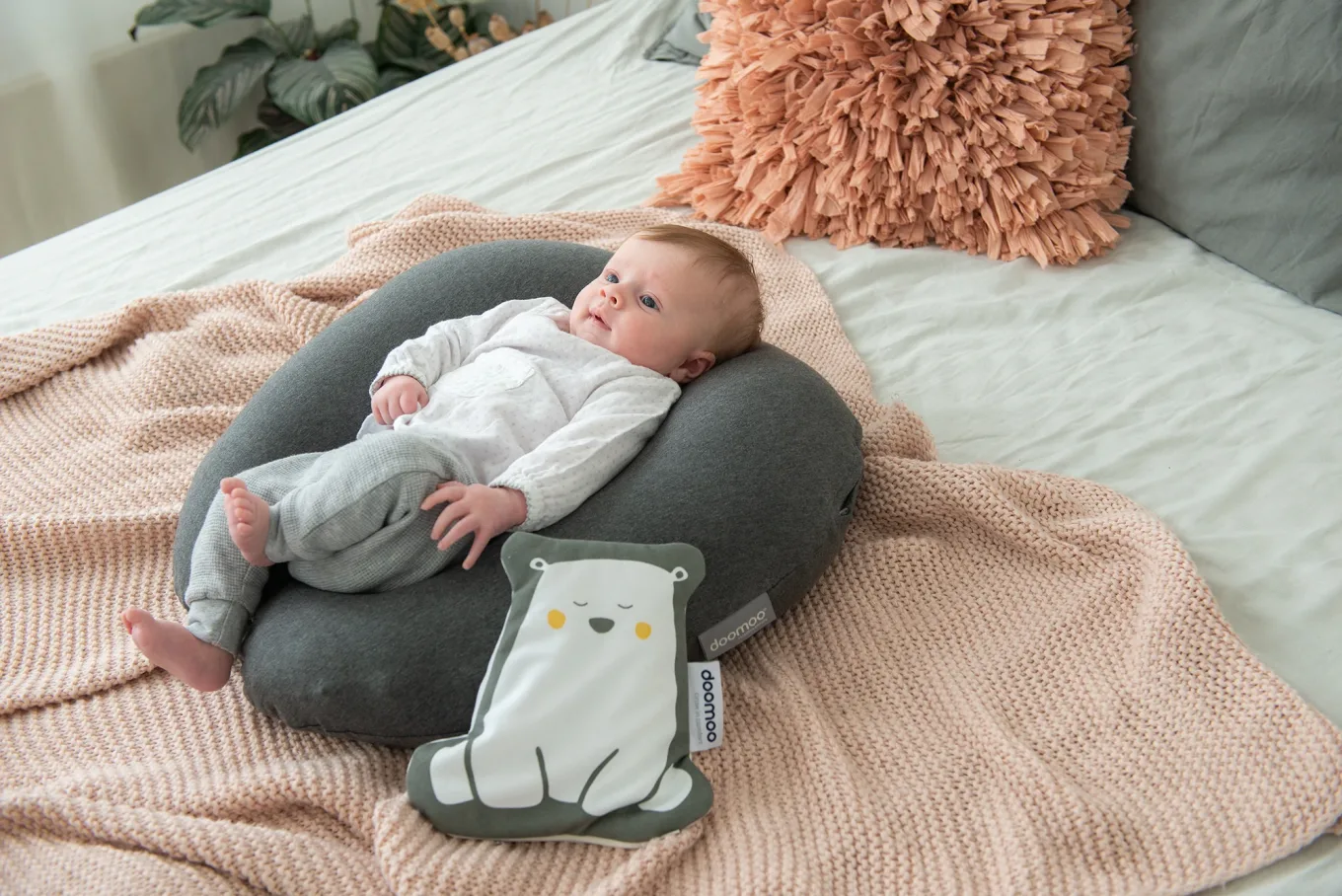 Doomoo Amningskudde Melerad Antracite Doomoo