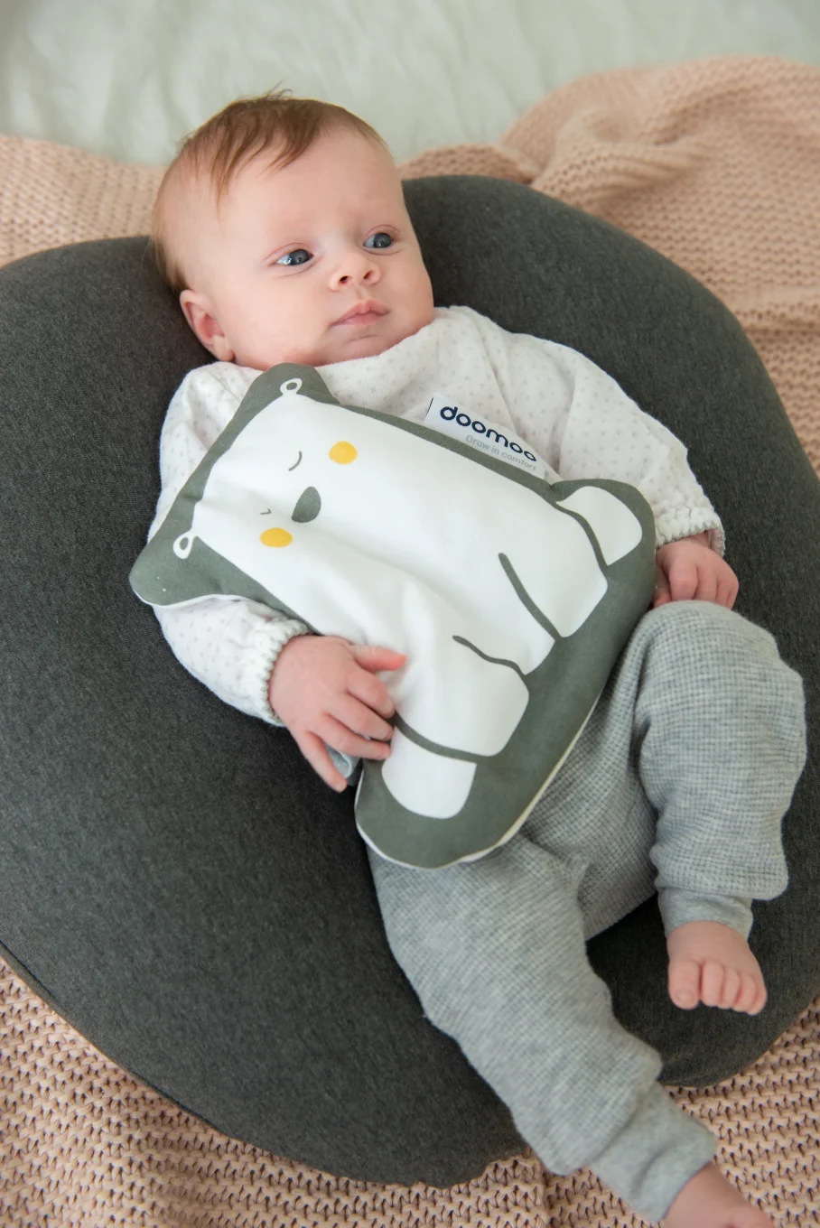 Doomoo Amningskudde Melerad Antracite Doomoo